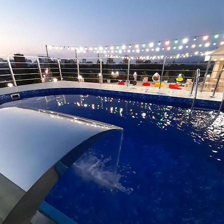 Hotel Wave Батуми Екстериор снимка