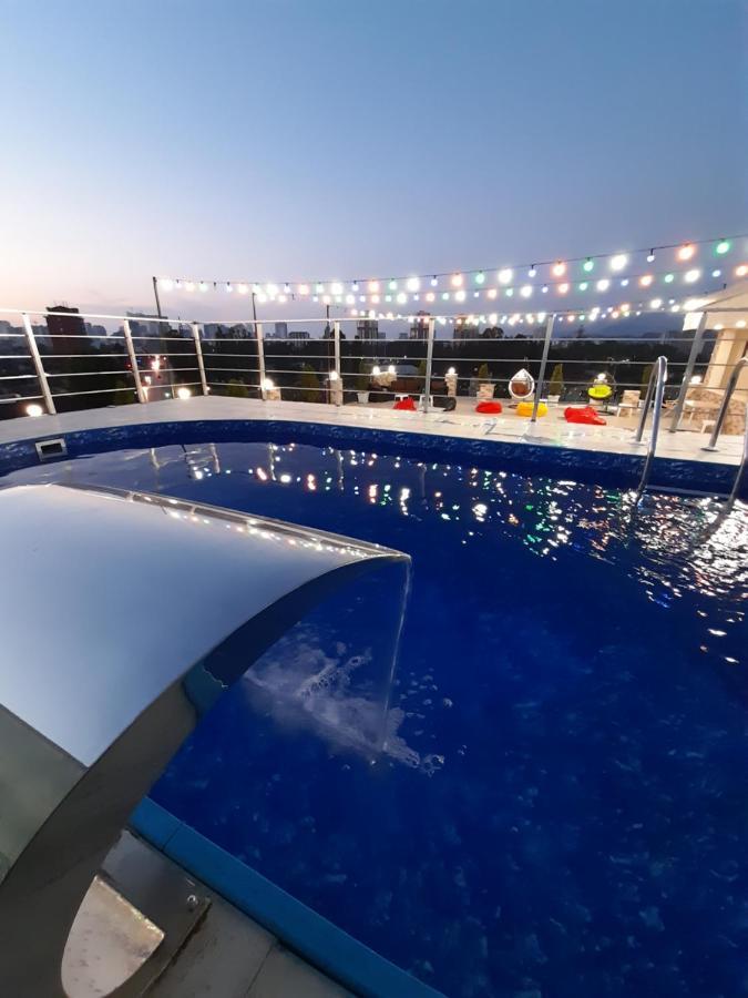 Hotel Wave Батуми Екстериор снимка