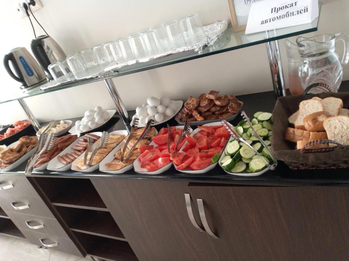 Hotel Wave Батуми Екстериор снимка